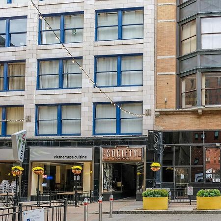 Ferienwohnung Frontdesk 2063 East 4Th Street Apts Downtown Cleveland Exterior foto