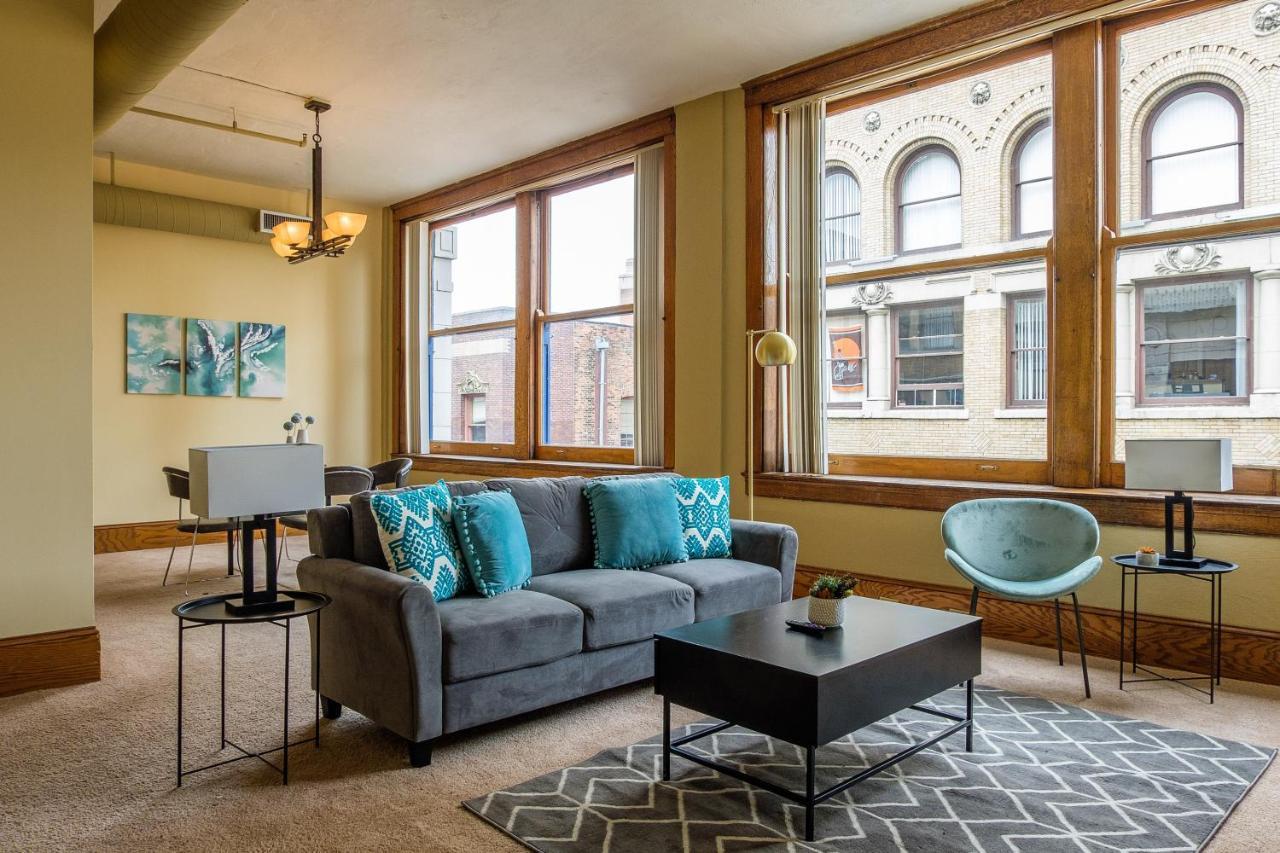 Ferienwohnung Frontdesk 2063 East 4Th Street Apts Downtown Cleveland Exterior foto